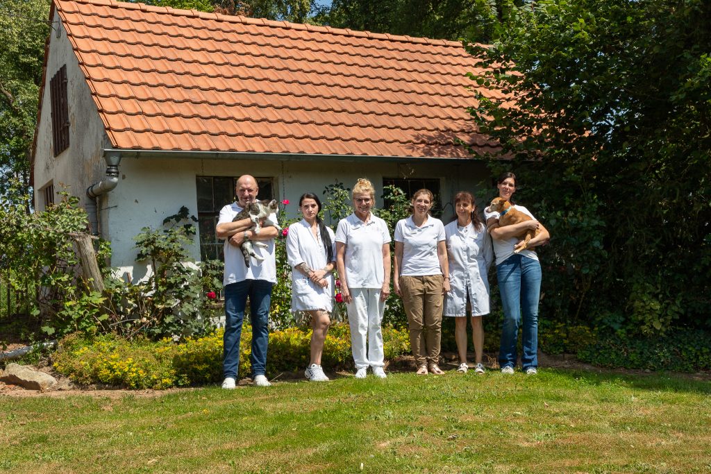 Tierarztpraxis Dr. Schäfer Team